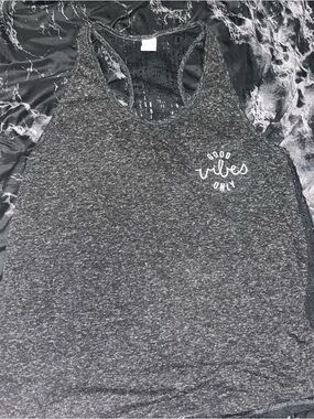 Empire Gray 'Good Vibes Only' lace Racerback Tank size large